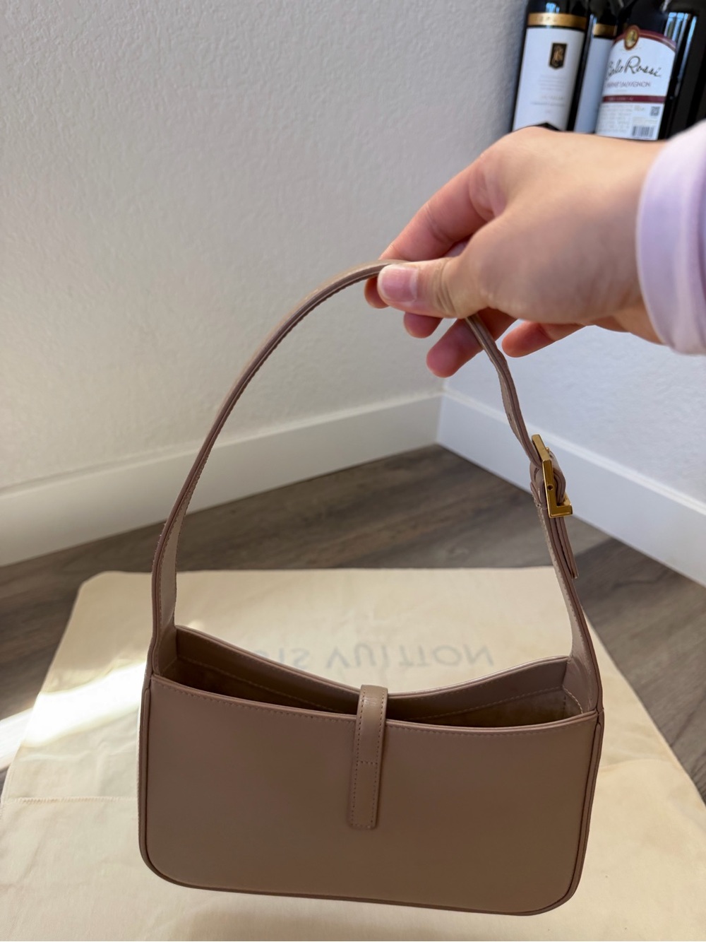SAINT LAURENT LE 5 A 7 HOBO BAG - Picture 15 of 16